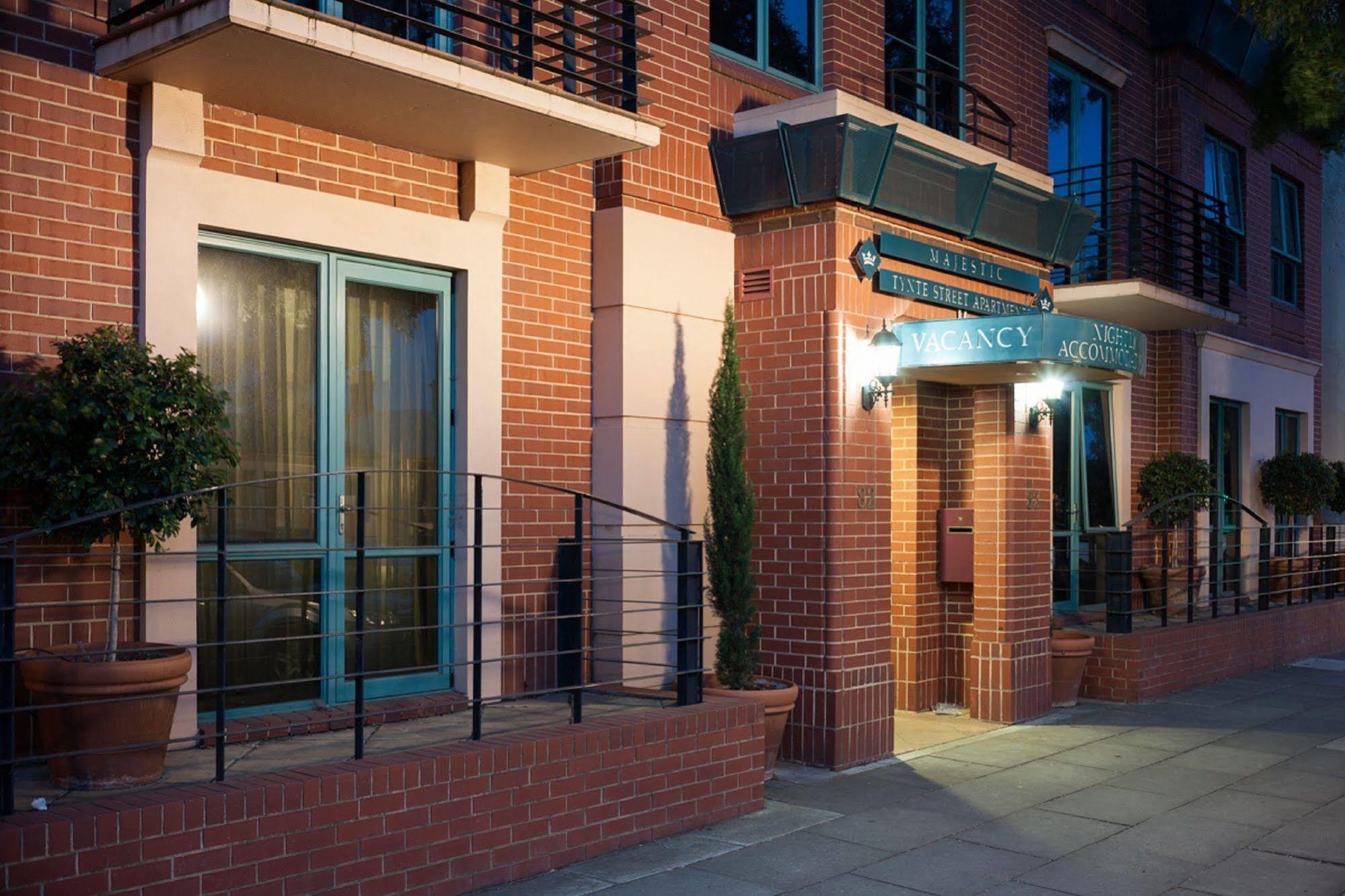 Majestic Tynte Street Apartments Adelaide Exterior photo